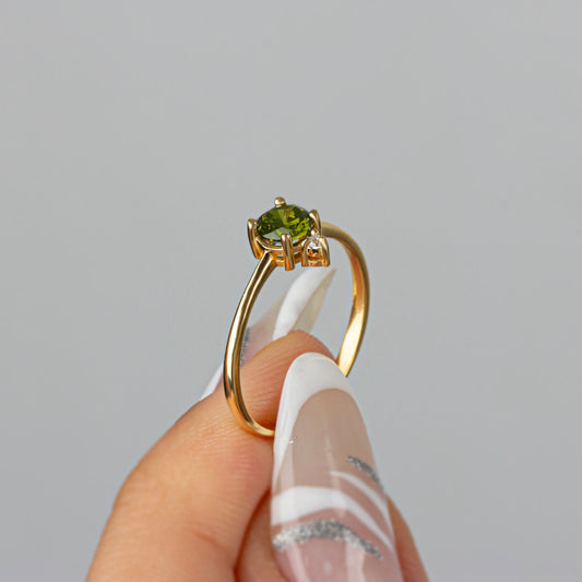 Round Peridot Ring in 14K Solid Gold with Single Stone Real Diamond, August Birthstone Jewelry