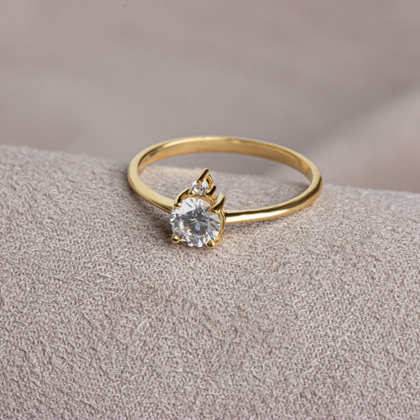Round White Topaz Ring in 14K Solid Gold with Single Stone Real Diamond, April Birthstone Jewelry