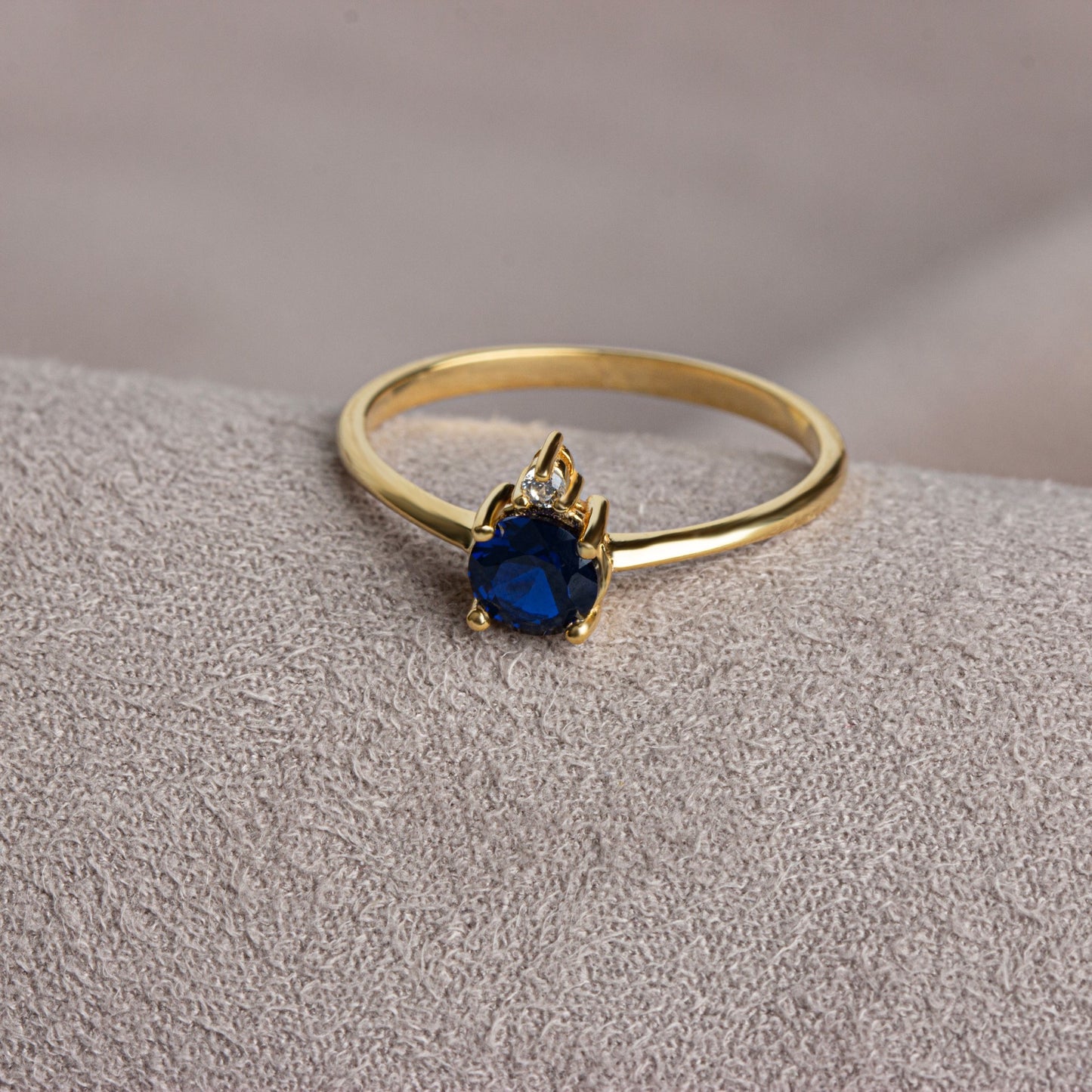 Round Sapphire Ring in 14K Solid Gold with Single Stone Real Diamond, September Birthstone Jewelry