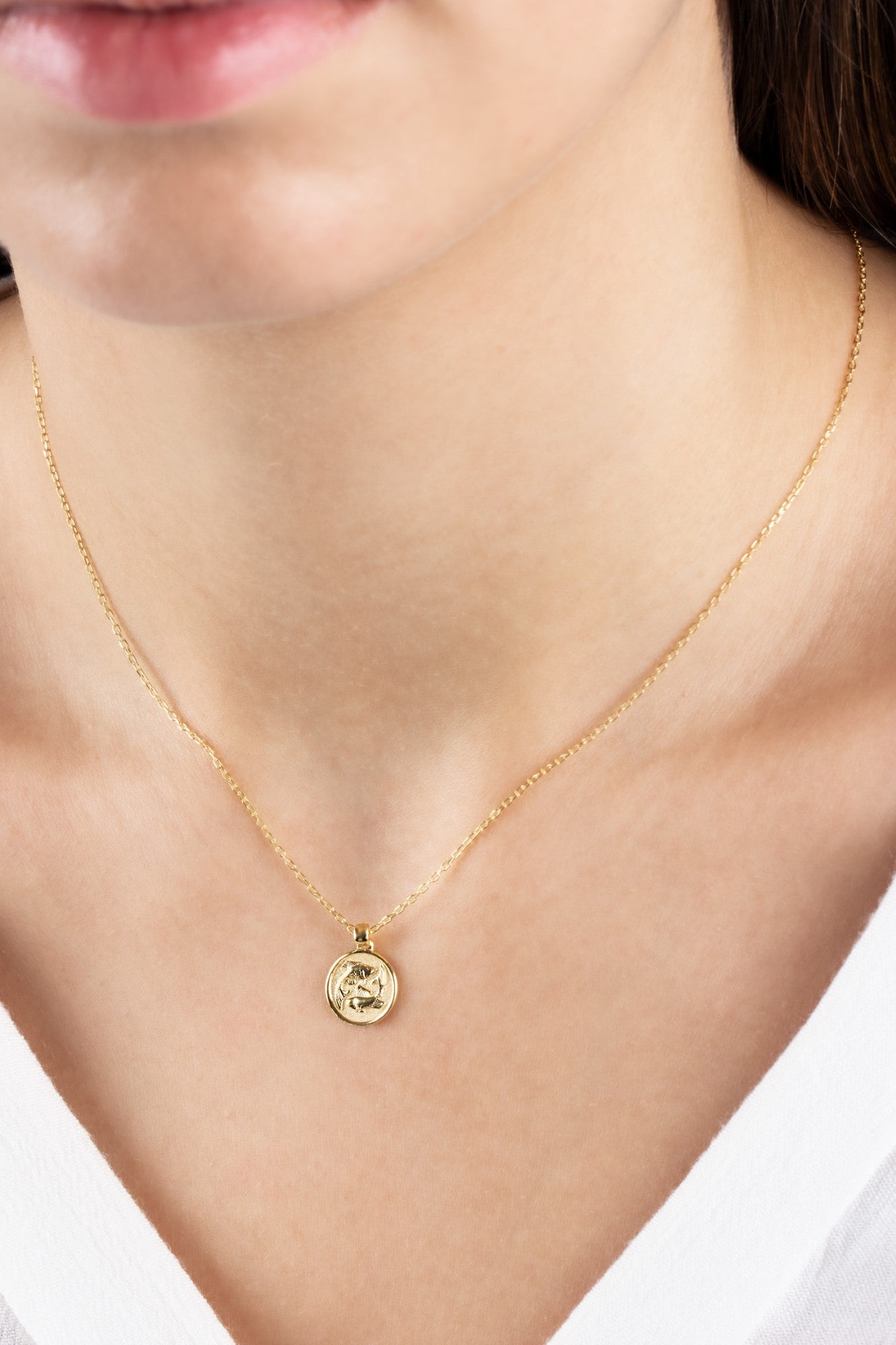 Pisces Zodiac Necklace in 14K Solid Gold | Astrological Pendant Queen Jewelry Necklace