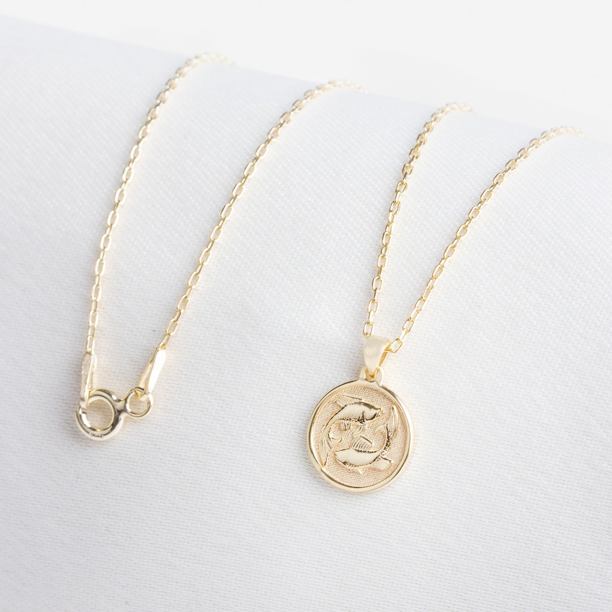 Pisces Zodiac Necklace in 14K Solid Gold | Astrological Pendant Queen Jewelry Necklace
