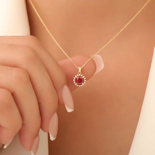 10K/14K Solid Gold Garnet Necklace in Round Shape Surrounded by Real Diamonds, Timeless Birthstone Jewelry for January Gifts