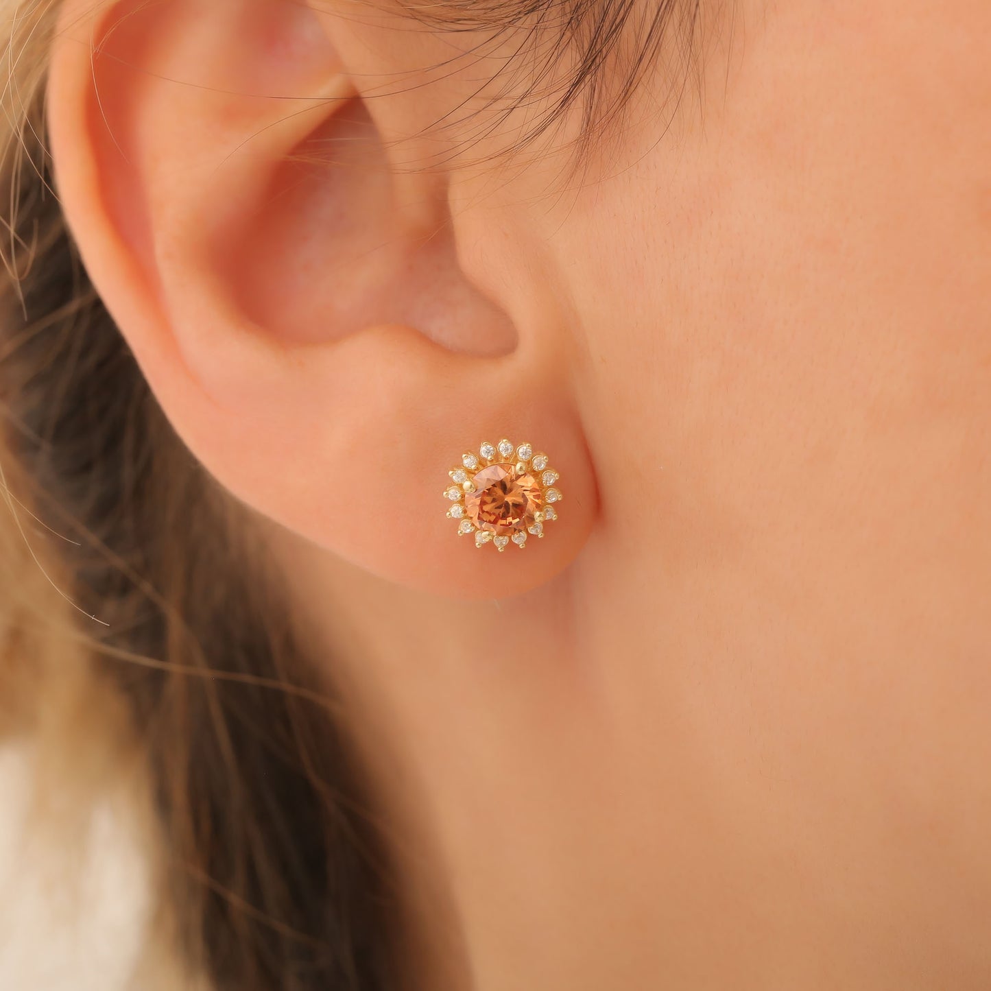 10K/14K Solid Gold Citrine Stud Earrings in Round Shape Surrounded by Real Diamonds, Birthstone Jewelry for November