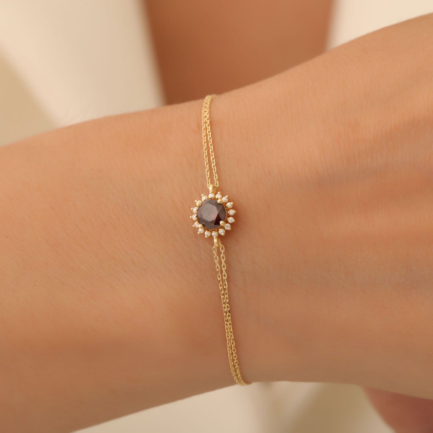 10K/14K Solid Gold Smoky Quartz Bracelet in Round Shape Surrounded by Real Diamonds