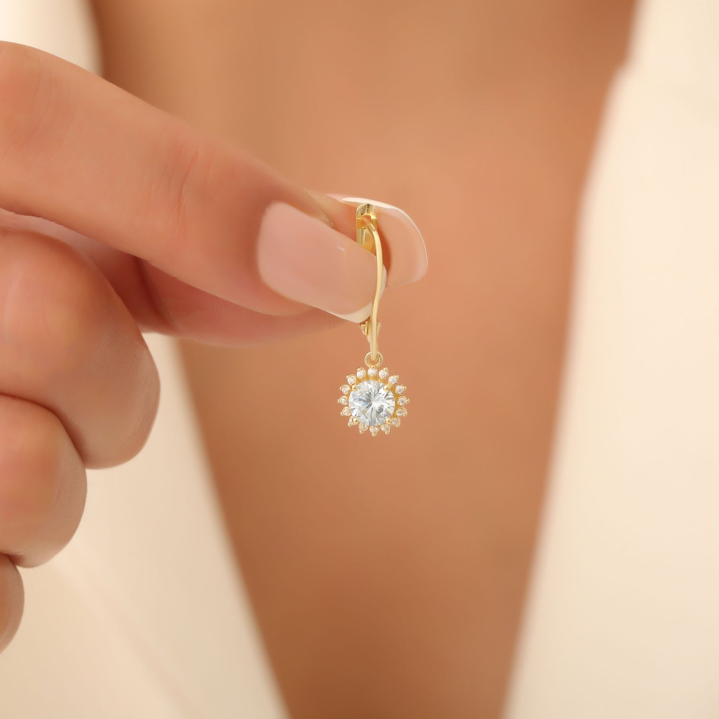 8K/10K/14K Solid Gold Aquamarine Dangle Earrings in Round Shape Surrounded by Real Diamonds, Birthstone Jewelry for March Gifts