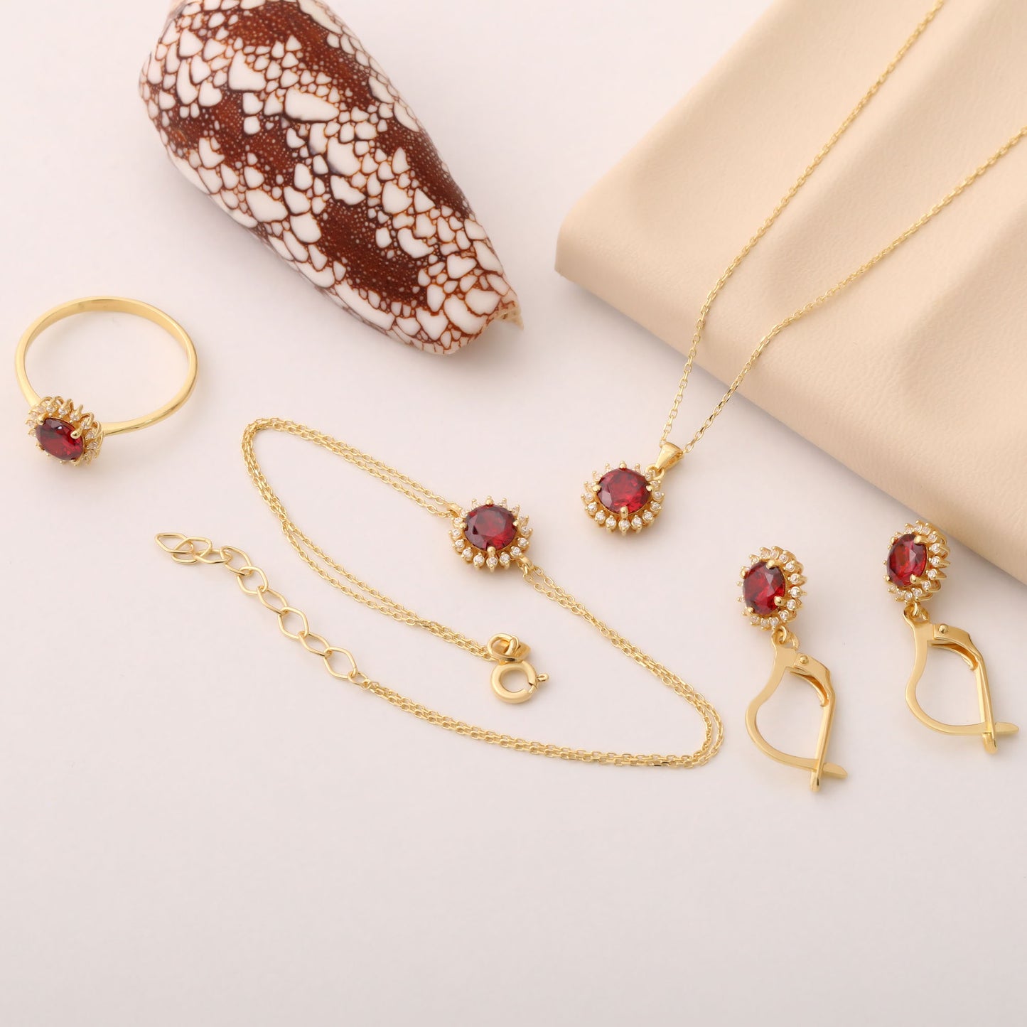 8K/10K/14K Solid Gold Garnet Dangle Earrings in Round Shape Surrounded by Real Diamonds, Birthstone Jewelry for January