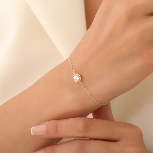 10K/14K Solid Gold White Topaz Bracelet in Round Shape Surrounded by Real Diamonds