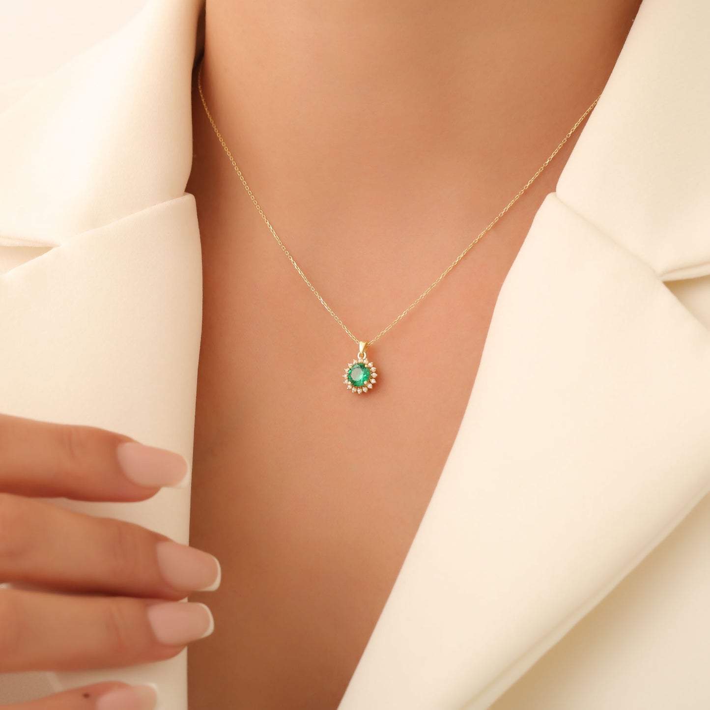 10K/14K Solid Gold Emerald Necklace in Round Shape Surrounded by Real Diamonds, May Birthstone Jewelry