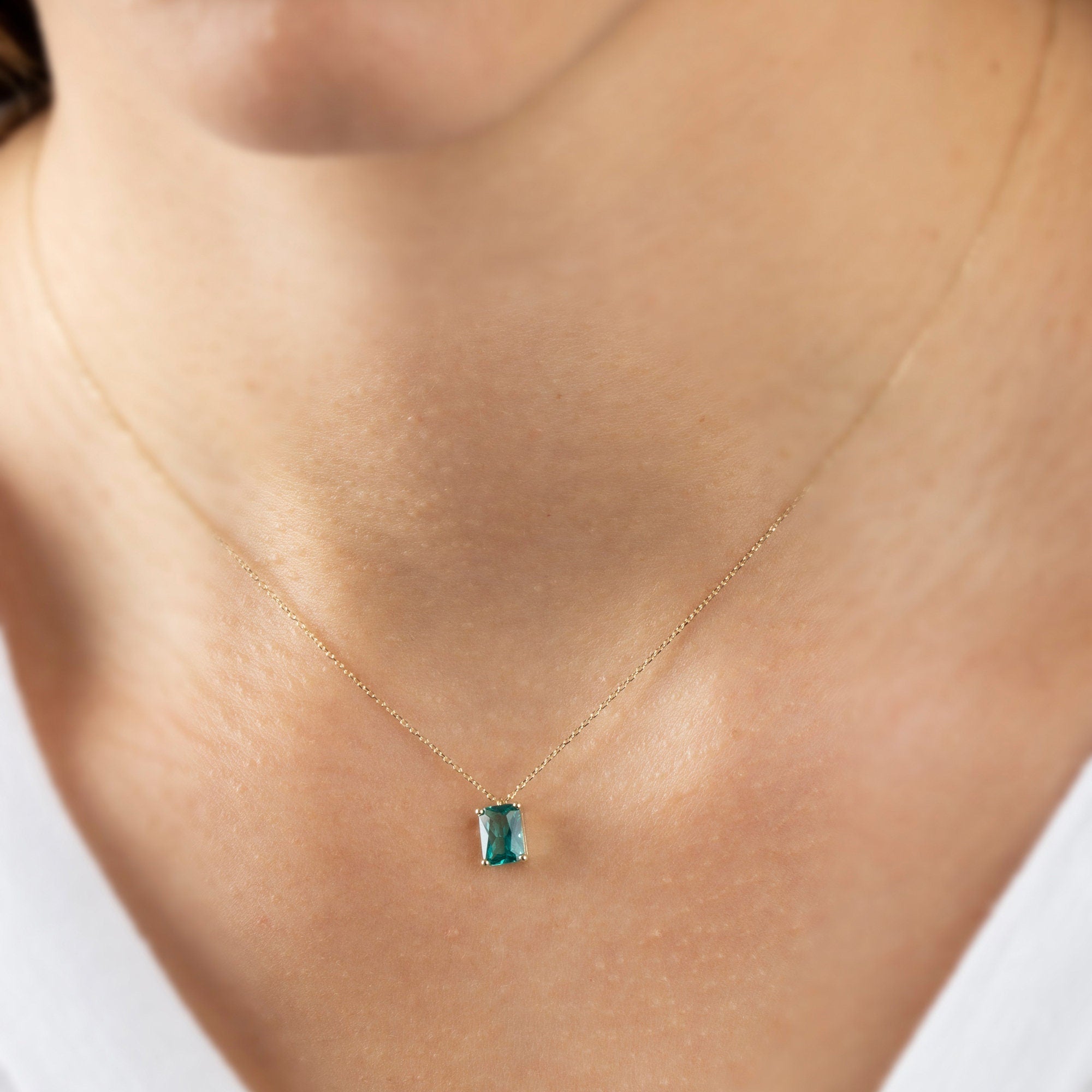 14K Solid Gold Green Topaz Necklace - Minimalist Aqua Gemstone, Rectangle Pendant, Perfect Mother's Day Gift for Her