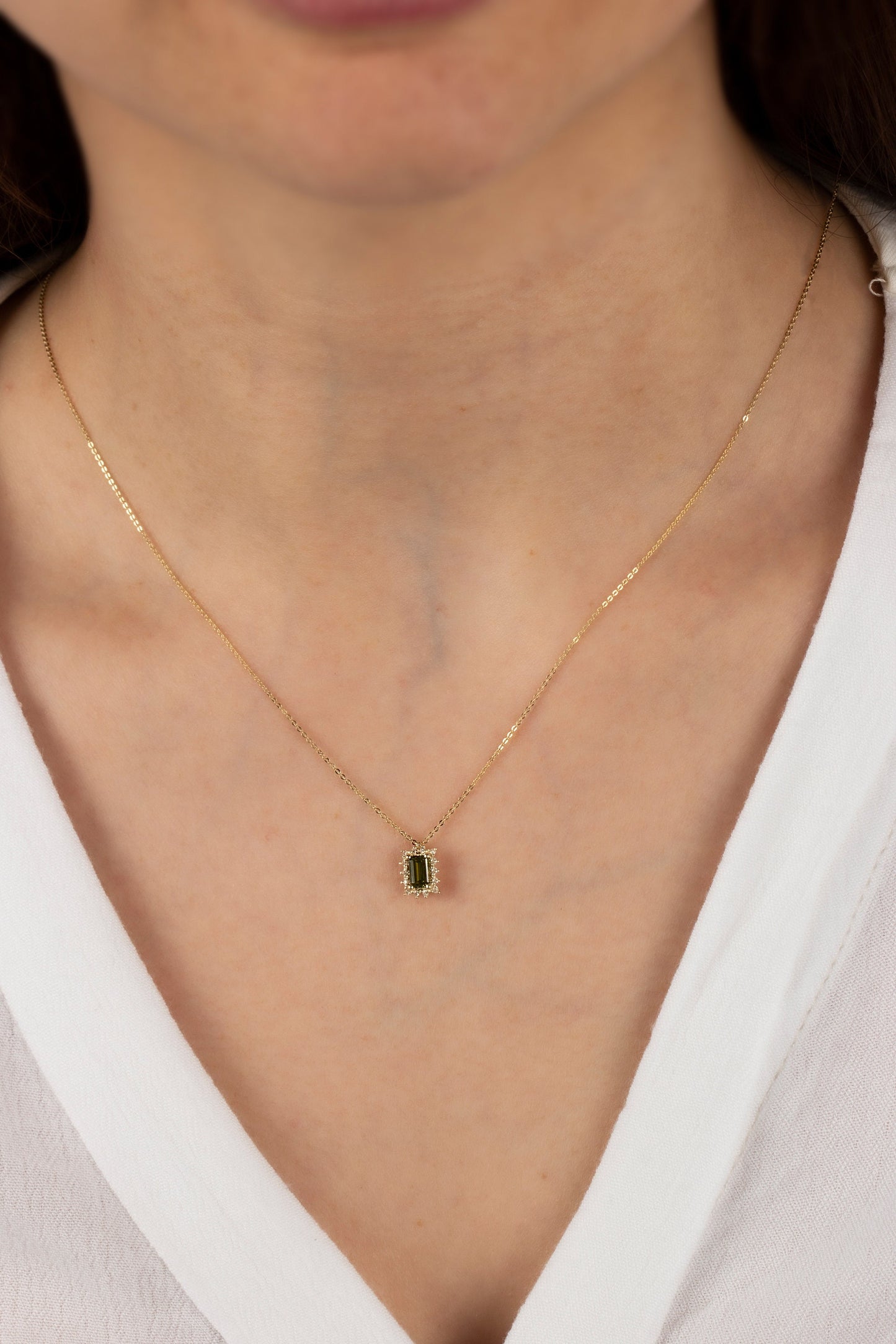 14K Solid Gold Peridot Necklace with Genuine Diamond, Rectangle August Birthstone, Minimalist Gift for Mother's Day - Girlfriend - Wife