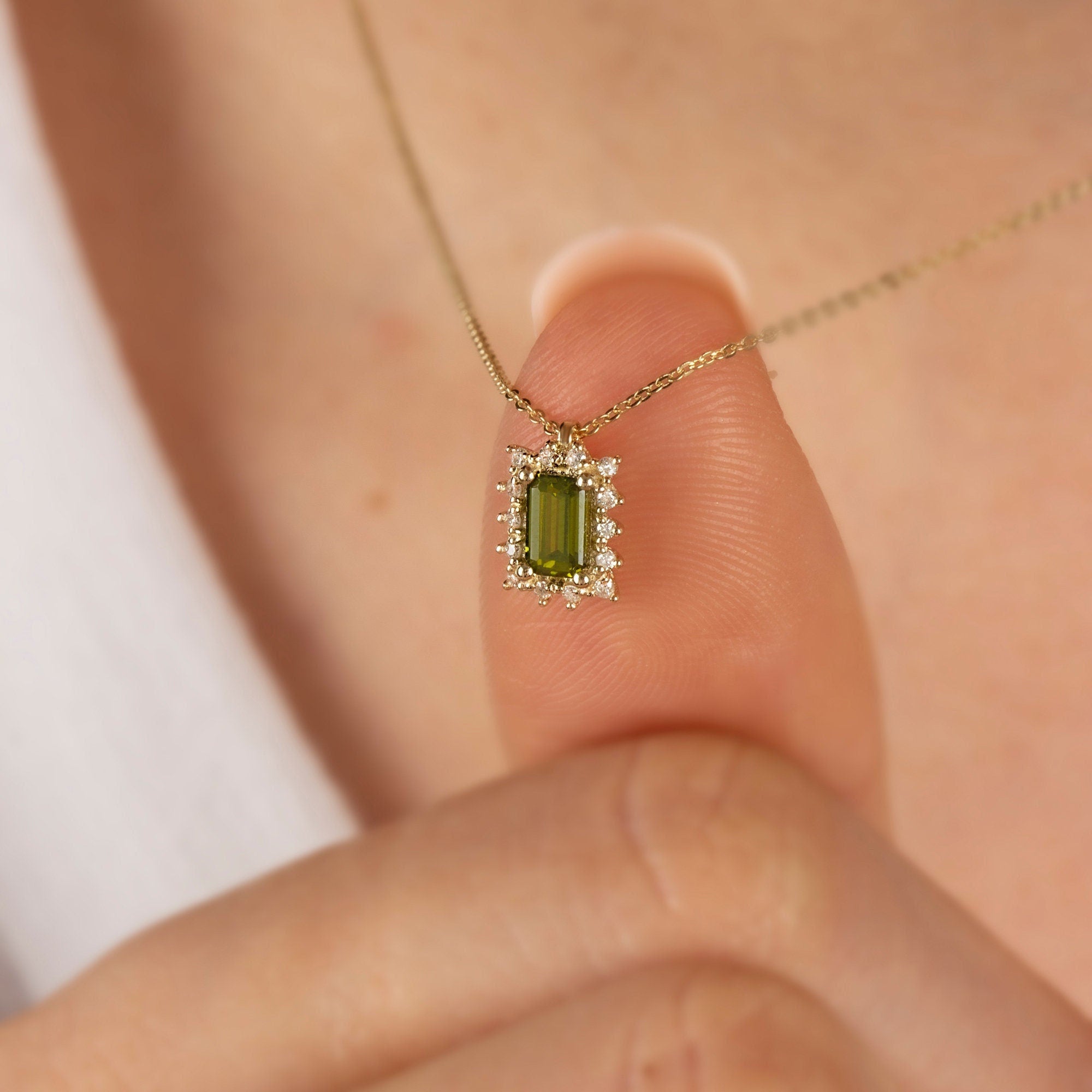 14K Solid Gold Peridot Necklace with Genuine Diamond, Rectangle August Birthstone, Minimalist Gift for Mother's Day - Girlfriend - Wife