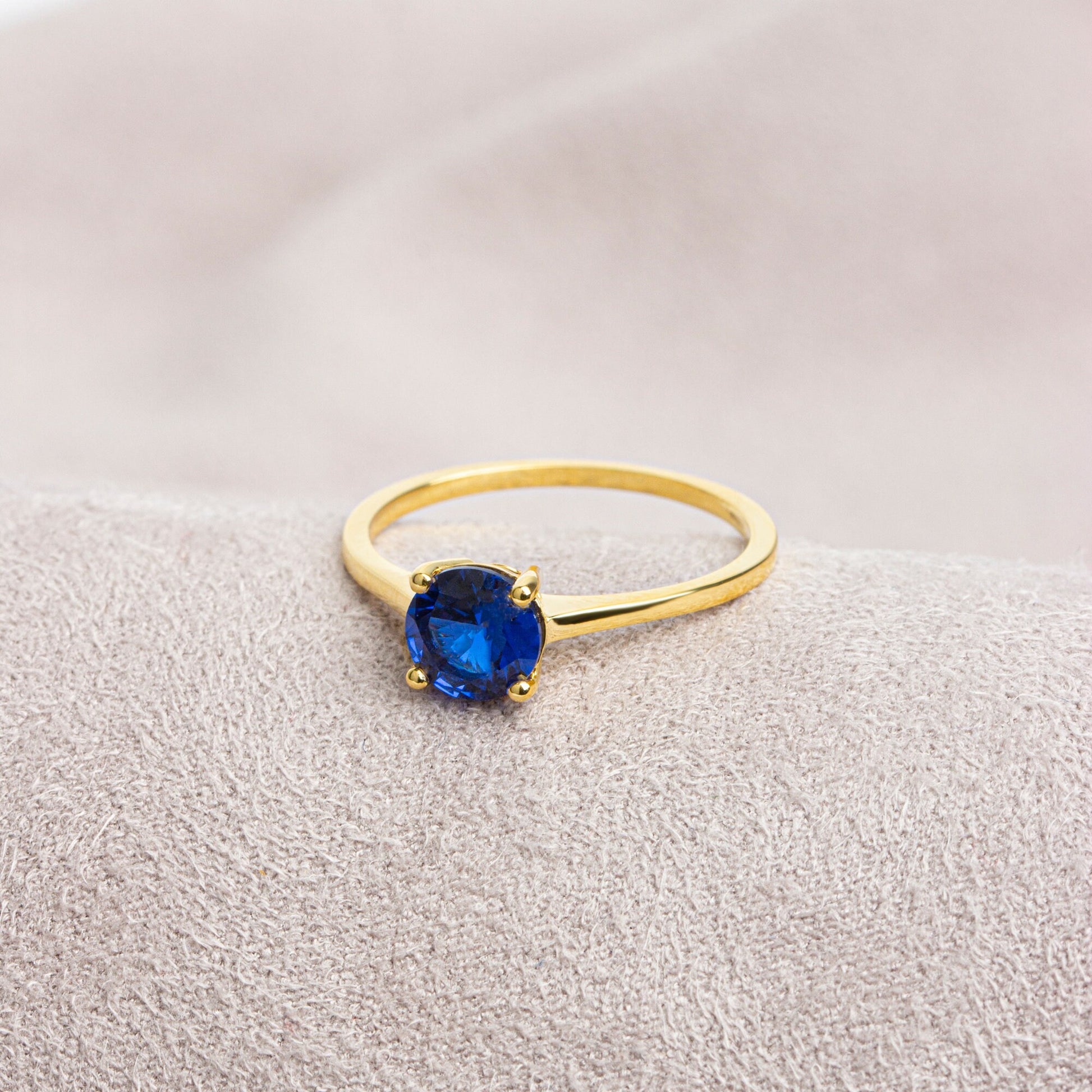 Round Sapphire Birthstone Ring 14K Solid Gold, Perfect Gift for Mother's Day - Girlfriend - Wife