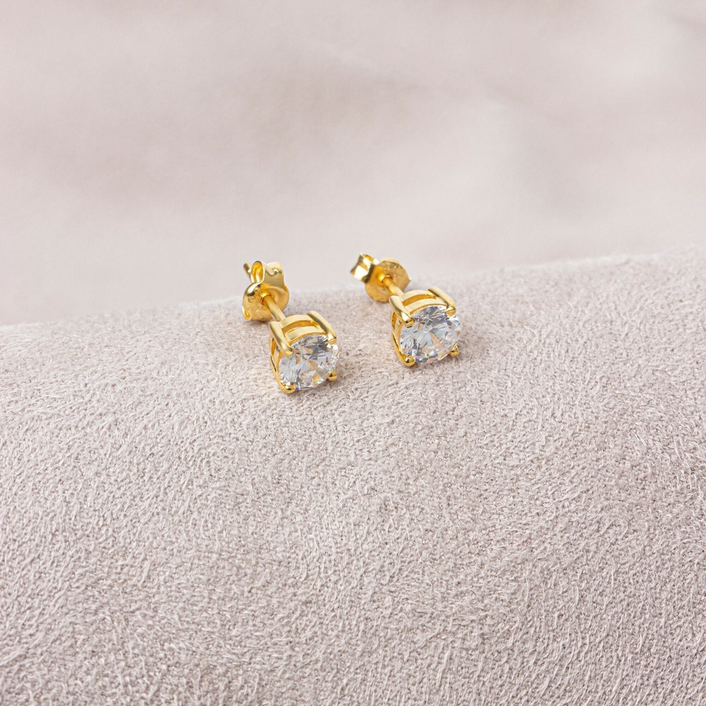 Round White Topaz Earrings 14K Solid Gold, Birthstone, Elegant Earrings, Perfect Gift for Mother's Day - Girlfriend - Wife