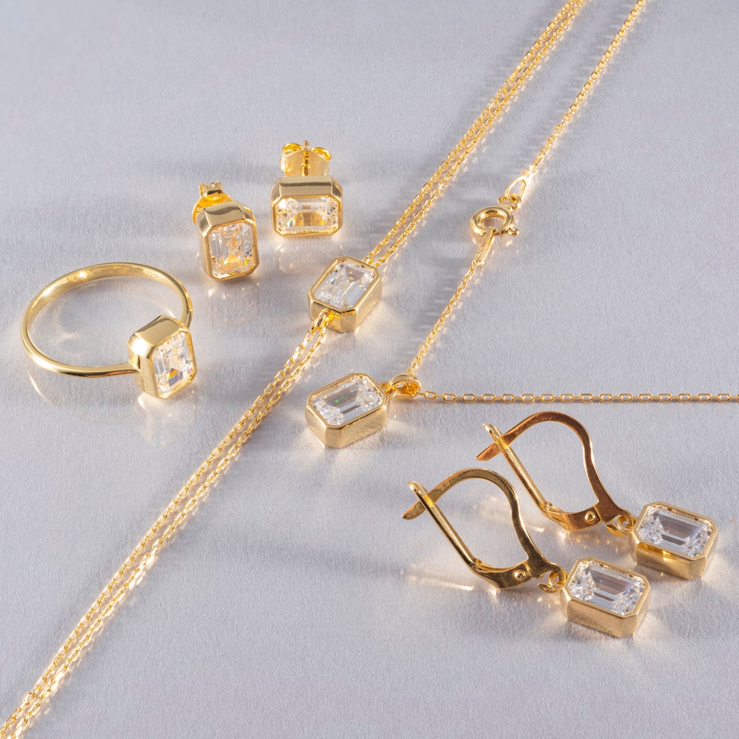 Rectangle White Topaz Stud Earrings in 14K Solid Gold, April Birthstone Baguette Cut Jewelry Queen Jewelry Earrings